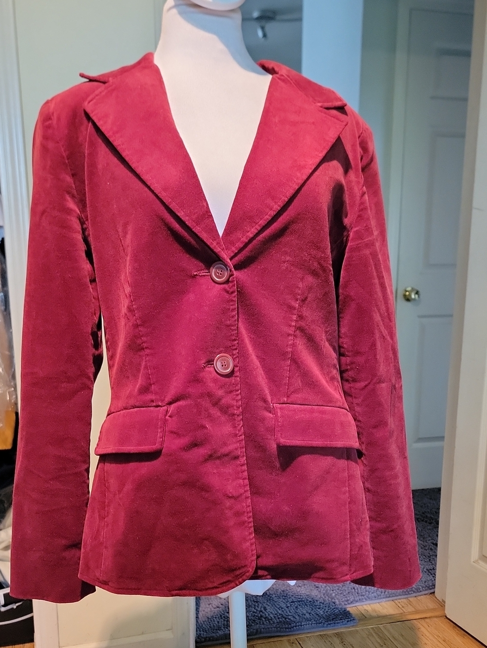 Cabi Women's Wine Red Velvet Blazer Jacket